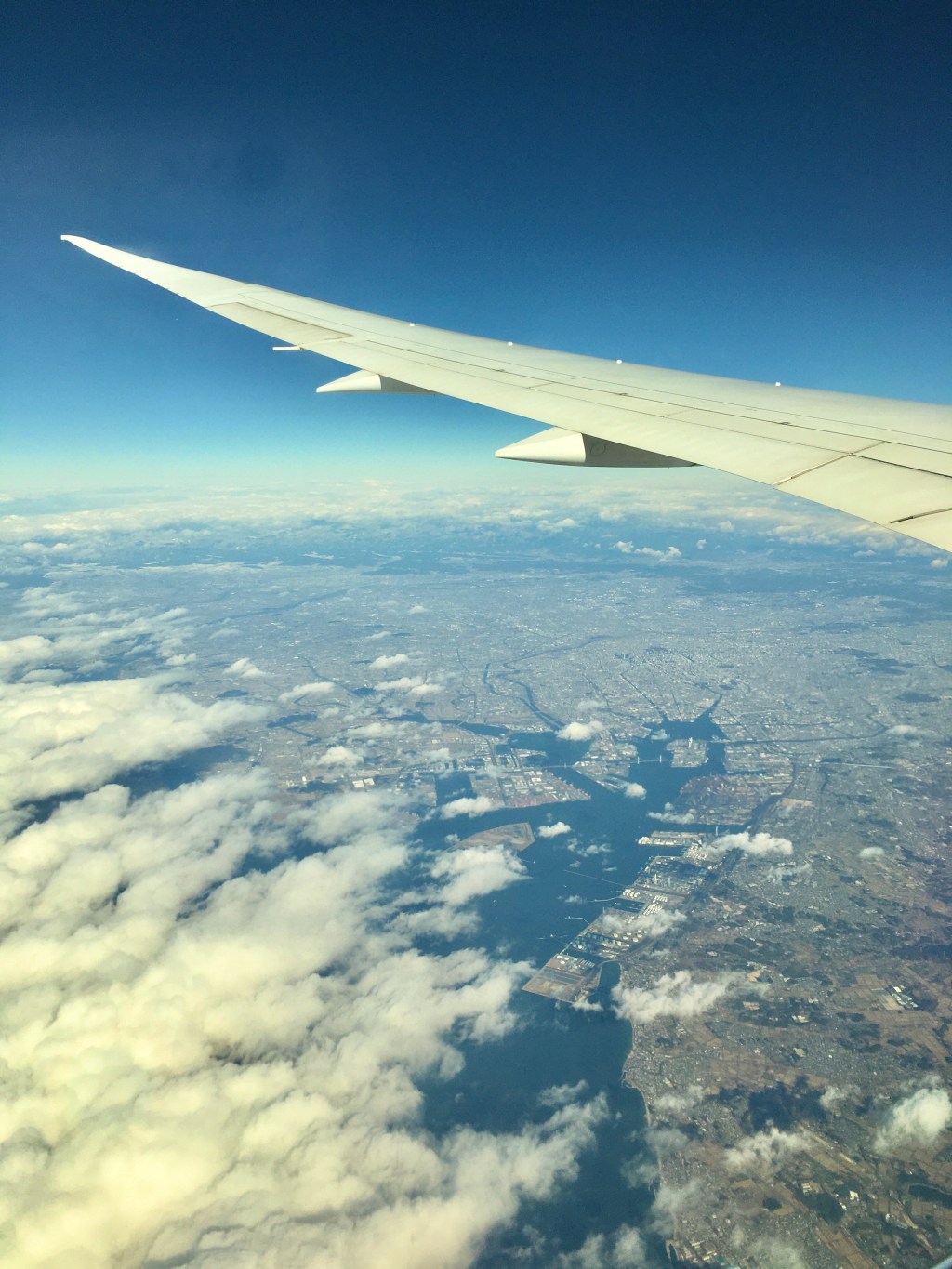 新たにパリで。